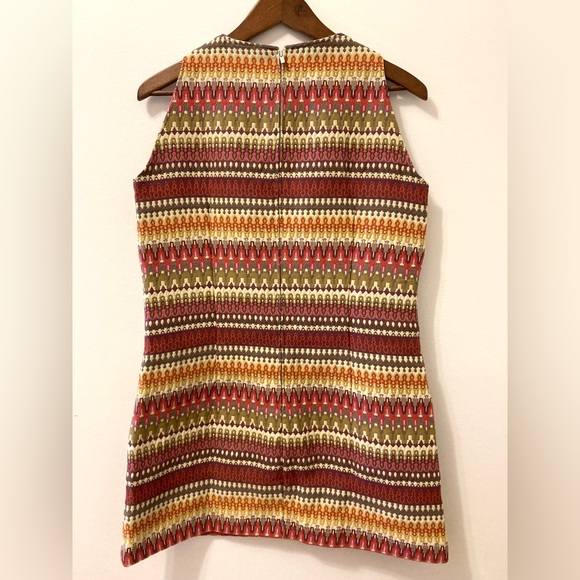 A-line sleeveless mini dress.  70’s style.  Beautiful colors! - Picture 5 of 7